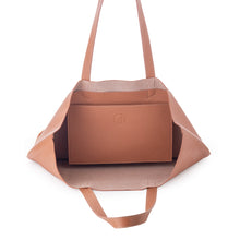 Load image into Gallery viewer, Everyday Leather Tote LATTE
